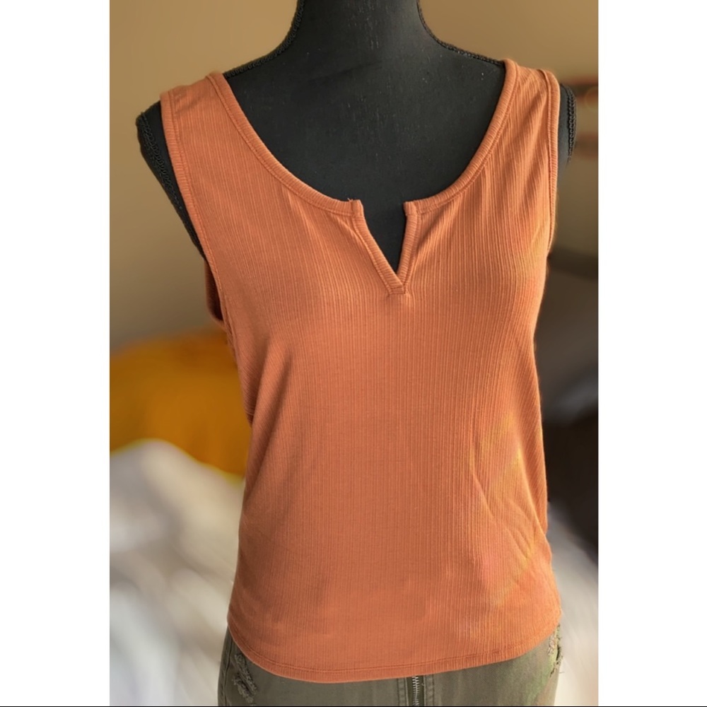 V Cut Tank